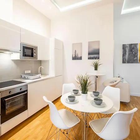 Luxury Quentin 3 Bedrm, 2 Bathrm 부다페스트