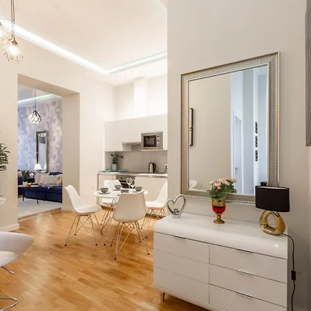 Luxury Quentin 3 Bedrm, 2 Bathrm דירה