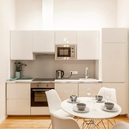 Daire Luxury Quentin 3 Bedrm, 2 Bathrm Budapeşte