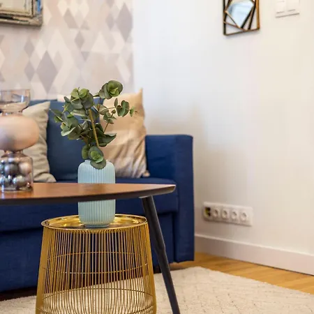 Appartamento Luxury Quentin 3 Bedrm, 2 Bathrm *