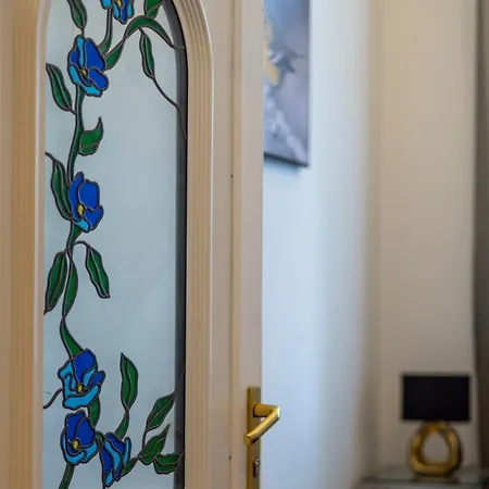 Luxury Quentin 3 Bedrm, 2 Bathrm Daire