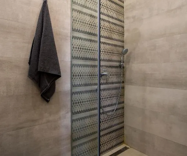 דירה Luxury Quentin 3 Bedrm, 2 Bathrm *