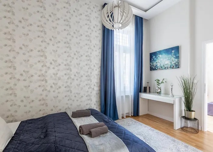 דירה Luxury Quentin 3 Bedrm, 2 Bathrm *