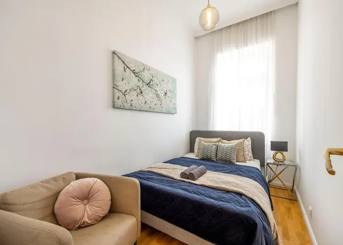 דירה Luxury Quentin 3 Bedrm, 2 Bathrm *